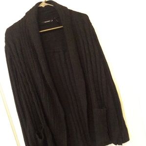 🛍 CLEARANCE ITEM 🛍 Black knit sweater